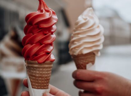 Profesjonalna maszyna do lodów świderków – jak działa?