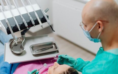 Nadwrażliwość zębów, a odsłonięte szyjki zębowe